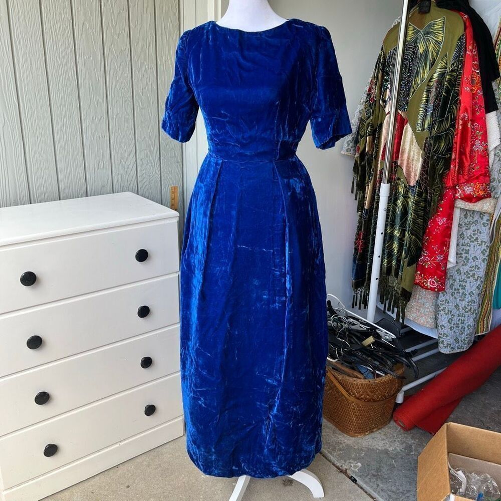VTG 1960s Blue Velvet Dress M | Mad Men Formal Gown | Old Hollywood